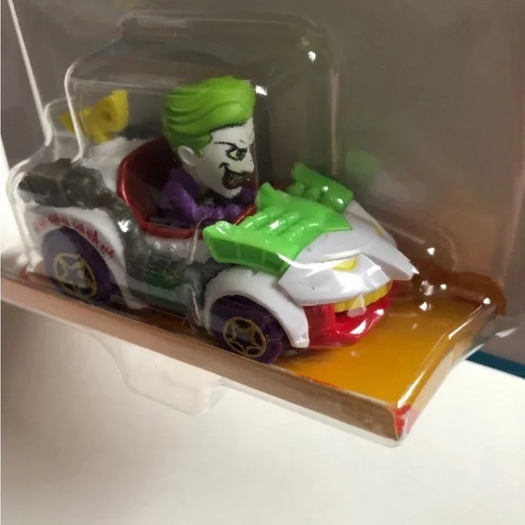 Hot Wheels Racer Verse: The Joker from Batman - Die-Cast Car - BRAND NEW!! - Picture 3 of 3